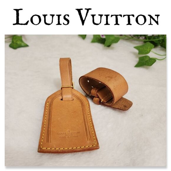 Authentic Louis Vuitton Poignant and Luggage Tag - Picture 1 of 7